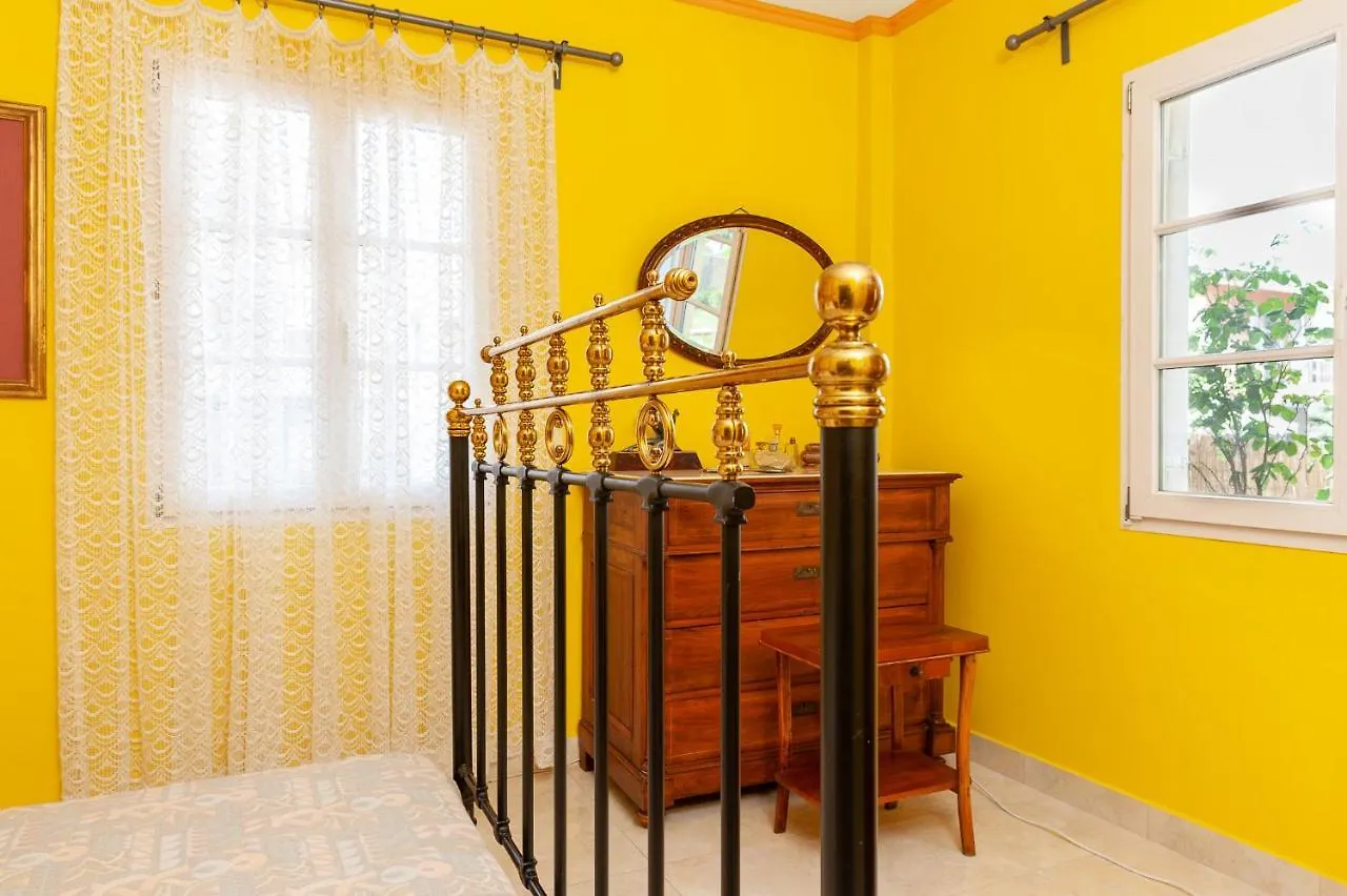 Néa Fókaia Stavros Summer House יוון